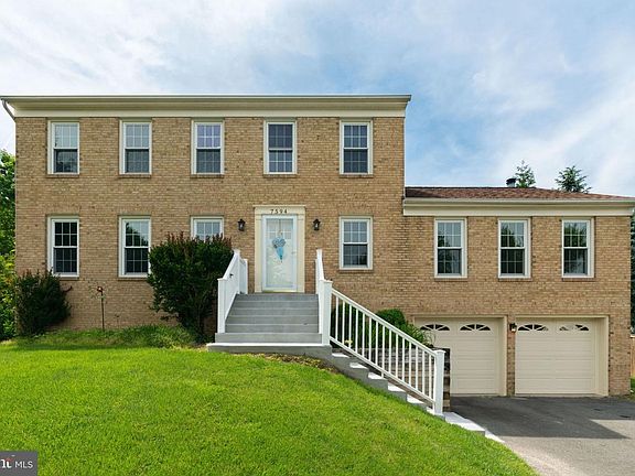 2nd image of 7594 Whisperwood Ct