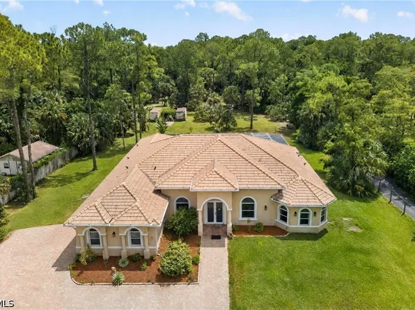 1360 29th St SW, Naples, FL 34117