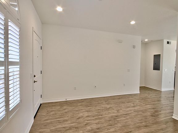 5th image of 111 E McLean St #A-1