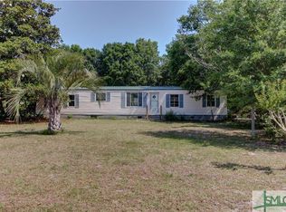 195 Deerfield Rd E, Bloomingdale, GA 31302