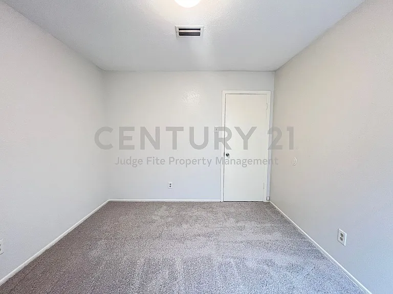 2121 Spanish Trl — Photo 10