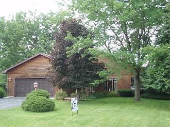 1st image of 140 W Fuller Dr