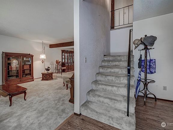 3rd image of 1600 NW Arbor Way