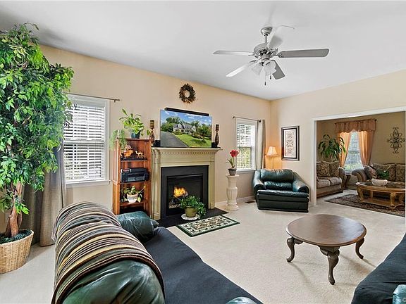 2nd image of 7490 Gold Coast Ln
