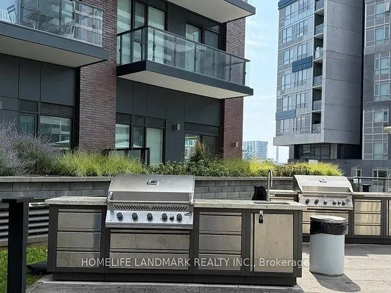 130 River St #705 — Photo 10