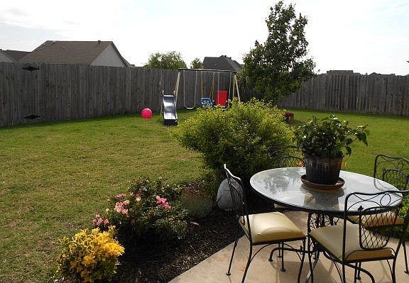 3rd image of 864 Bayou Vista Dr