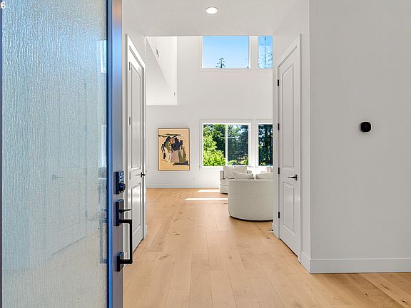 2nd image of 2763 Dahlia Dr