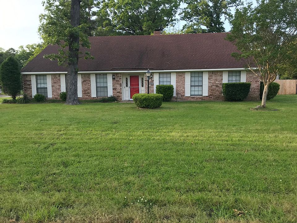 House Front Oak Ridge Ln.