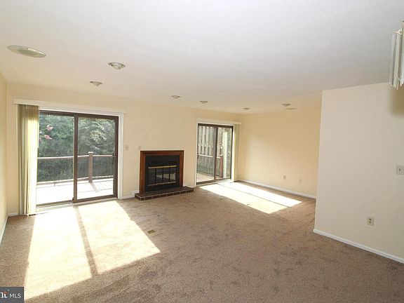 2nd image of 1548 Seton Villa Ln