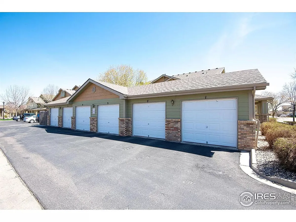 Building Photo - 2621 Rigden Pkwy #E5