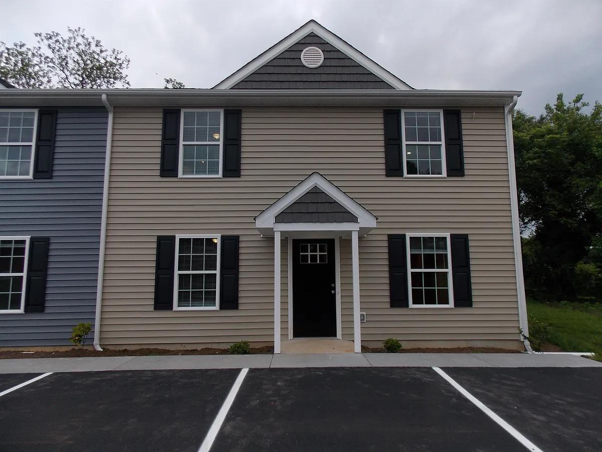 Building Photo - 117 Williams Rd #5