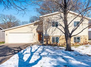 261 106th Ave NW, Coon Rapids, MN 55448