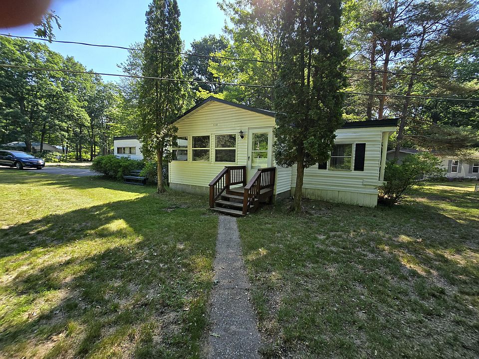 1st image of 5548 N Flint Rd