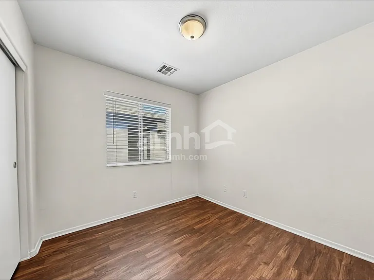 6217 W Warner St — Photo 13