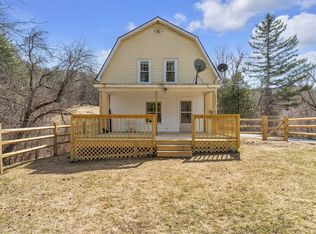 14 Henry St, South Barre, VT 05670