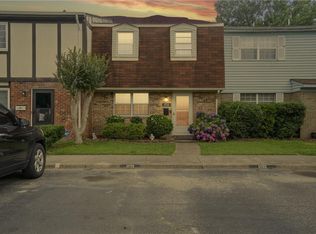 1733 Olde Buckingham Rd, Hampton, VA 23669