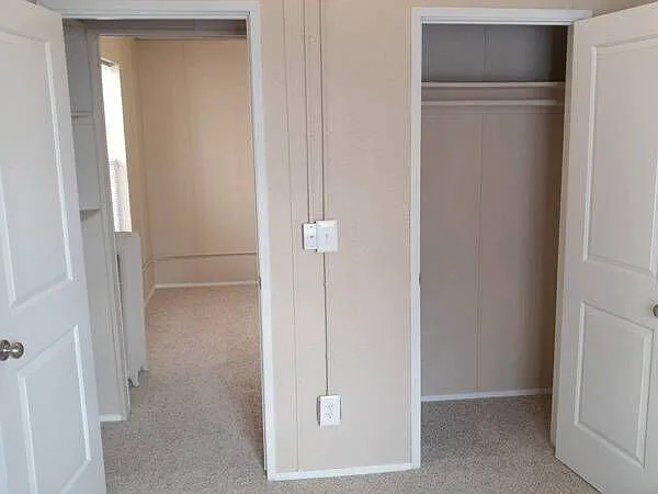 Bay View Apartments — Photo 9