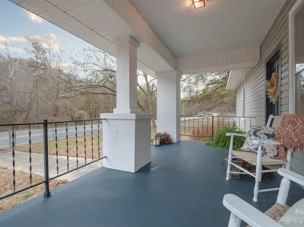 3093-9 State Rd, Mill Spring, NC 28756