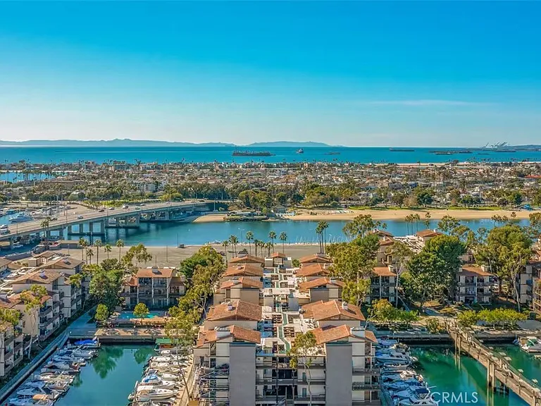 5327 Marina Pacifica Dr #KEY19 — Photo 66
