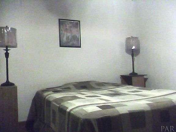 4th image of 3901 W Blount St