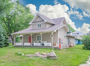 104 S 8th St, Mapleton, IA 51034