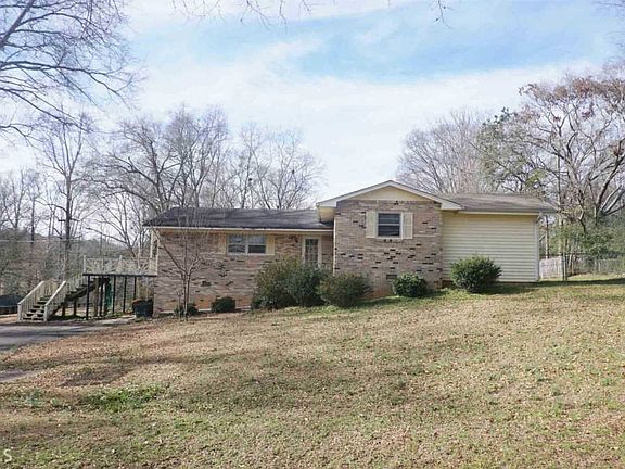 3rd image of 539 Pine Valley Dr