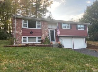 30 Hillside Dr, Ellington, CT 06029