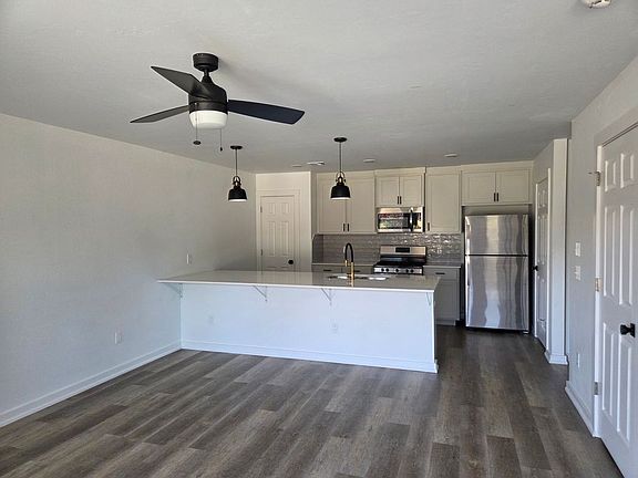 2nd image of 1021 NE 18th St #B