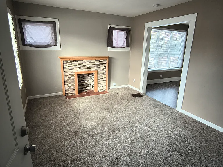 2424 Airport Hwy #1 — Photo 9
