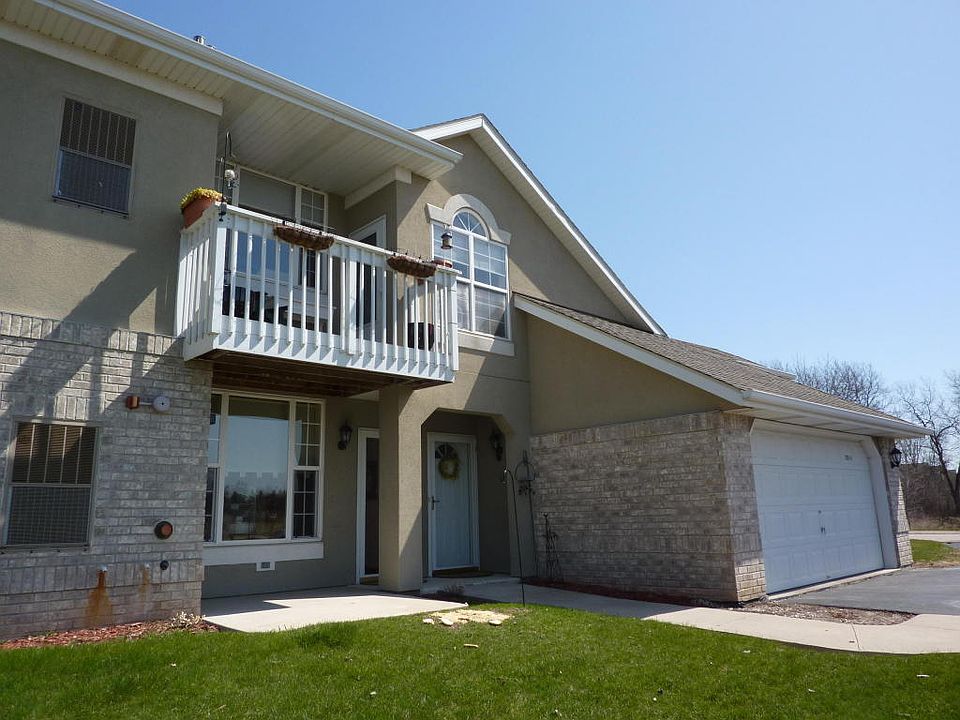 1st image of 9257 W Elm Ct Unit B
