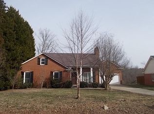 9809 Ridgemore Dr, Charlotte, NC 28277