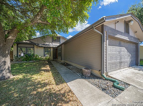 2nd image of 210 Saddlebrook Dr