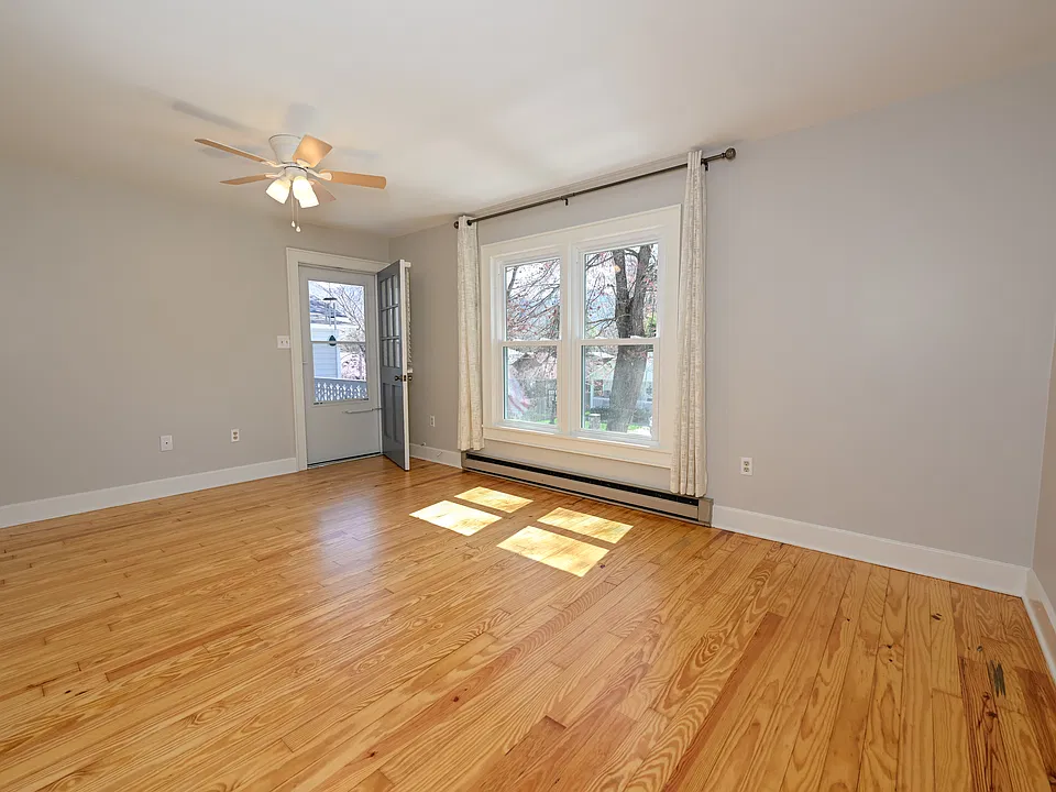 45 Short St #3