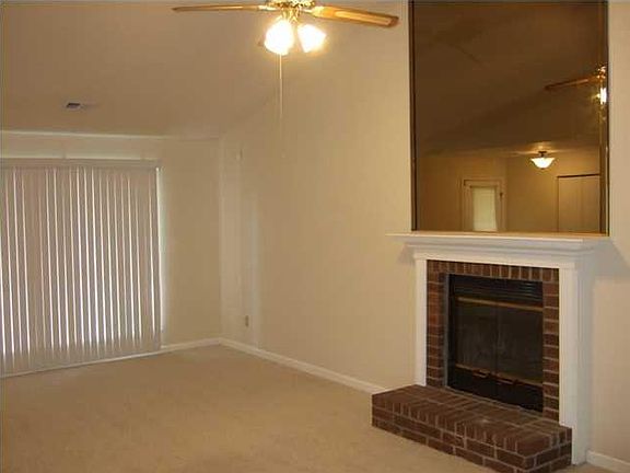 3rd image of 8138 Halifax Way