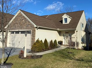 321 Masonic Dr, Elizabethtown, PA 17022