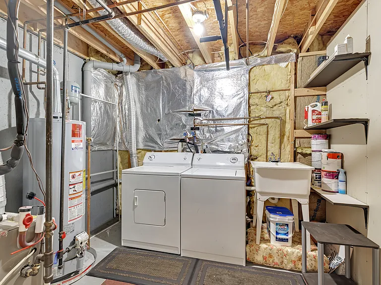 6880 Ridge Water Ct — Photo 23