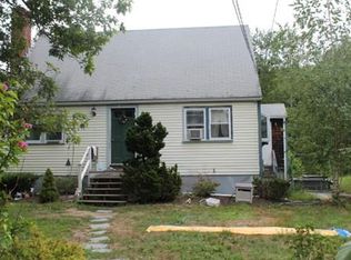 387 Main St, Plympton, MA 02367