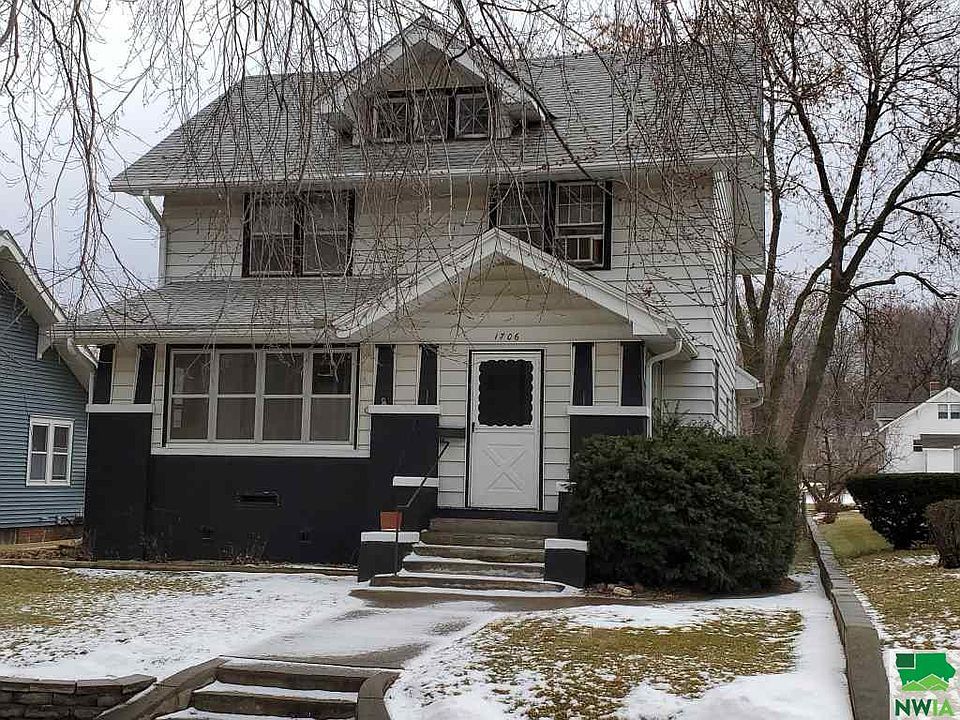 1st image of 1706 W 16th St