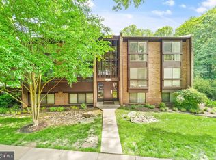 11560 Rolling Green Ct APT 301, Reston, VA 20191