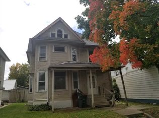 725 W 8th St, Waterloo, IA 50702