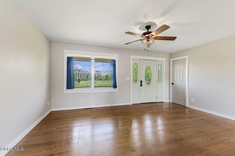 5th image of 106 Fitzpatrick Drive