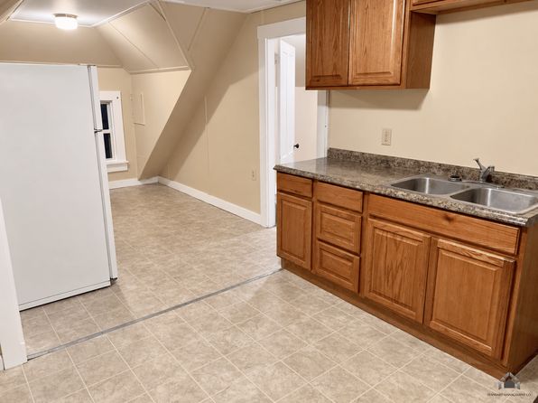 8 Silver Ter APT 3