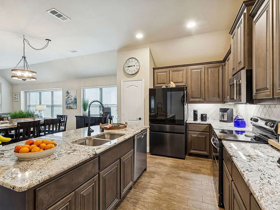 1st image of 3614 Sequoia Ln