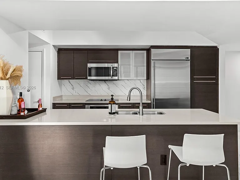 55 SE 6th St #1203 — Photo 5