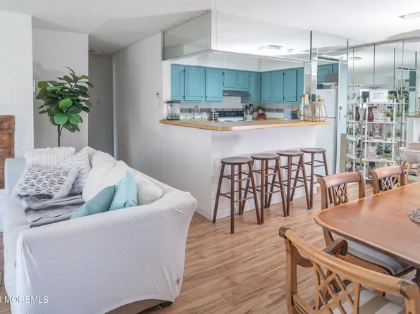 48 Northrup Drive #196, Brick, NJ 08724