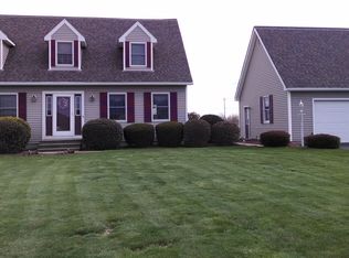 17 Howard Hepburn Dr, Sunderland, MA 01375