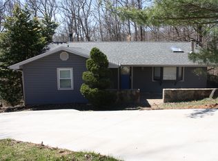 30 Darbywood Ln, Belpre, OH 45714