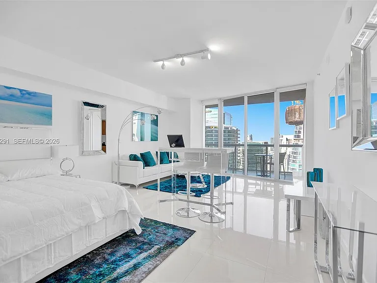 475 Brickell Ave #5010 — Photo 4