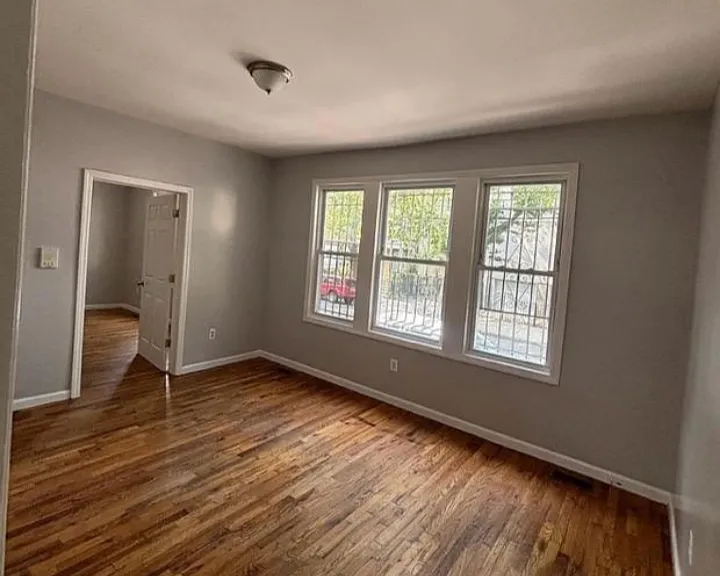 641 15th Ave #1LL — Photo 6
