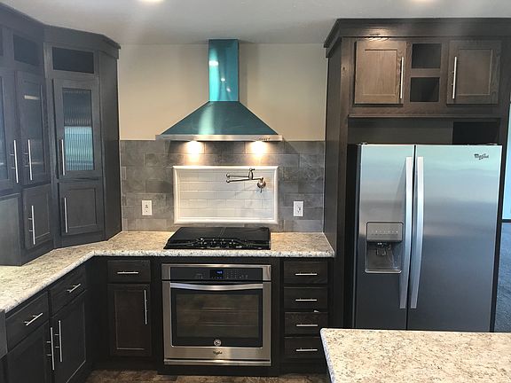 Kitchen 4